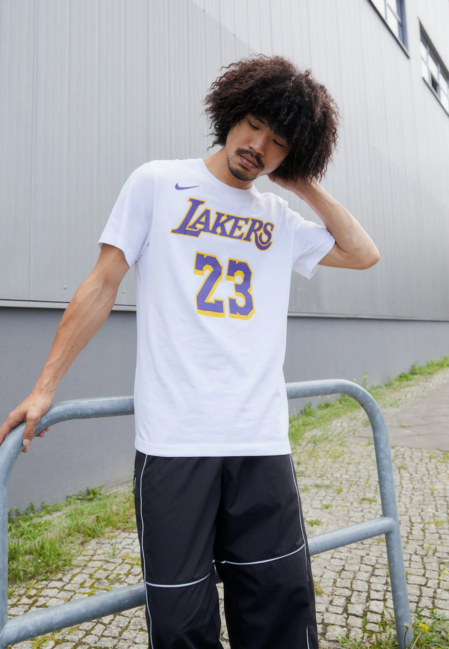 Nike Performance Nba Los Angeles Lakers Lebron James TeeSquadraWhite Uomo T-shirt E Polo N1242D4X1-A13 1 Nike Performance Nba Los Angeles Lakers Lebron James TeeSquadraWhite Uomo T-shirt E Polo N1242D4X1-A13