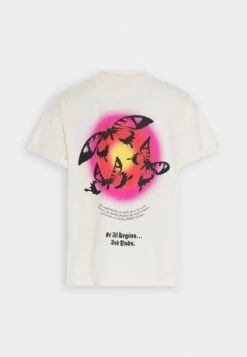 NIGHT ADDICT T-Shirt Con StampaEcru Uomo T-shirt E Polo NIJ22O087-A11 11 NIGHT ADDICT T-Shirt Con StampaEcru Uomo T-shirt E Polo NIJ22O087-A11 -Negozio Di Abbigliamento Zalando b095d2fa7af341dfa8ec56138b039db1