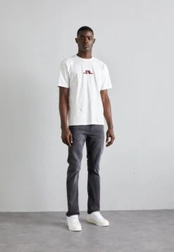 Negozio Di Abbigliamento Zalando 34 Negozio Di Abbigliamento Zalando -Negozio Di Abbigliamento Zalando b25a56fc057f490db838fb16f31adb2c