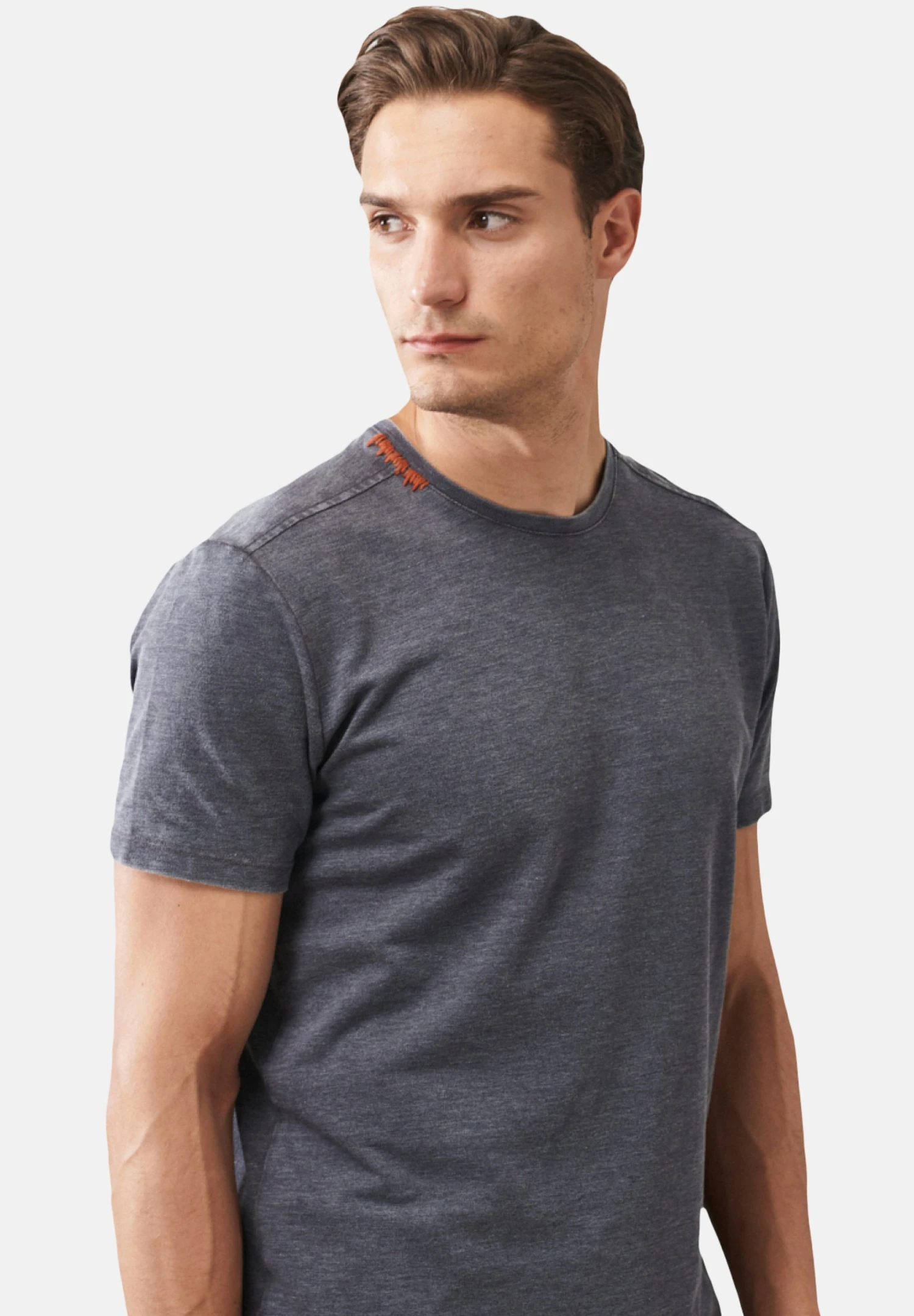 T-Shirt BasicAnthracite Uomo T-shirt E Polo A7T22O023-Q11 3 T-Shirt BasicAnthracite Uomo T-shirt E Polo A7T22O023-Q11 - immagine 3